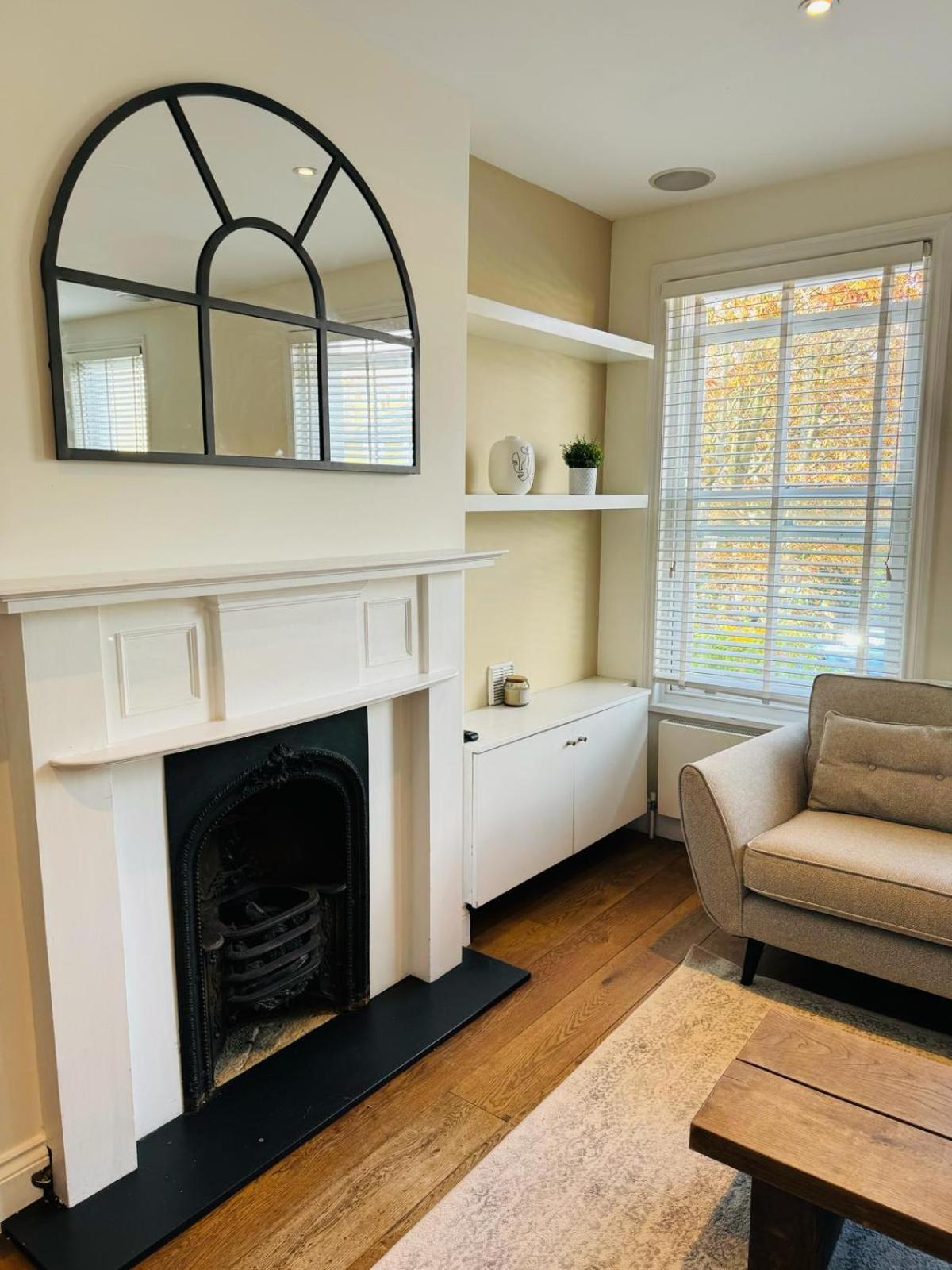 Stunning Flat In Chiswick Apartman London Kültér fotó